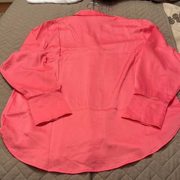H&M Pink V-neck Blouse/NWT/M - Picture 11 of 13